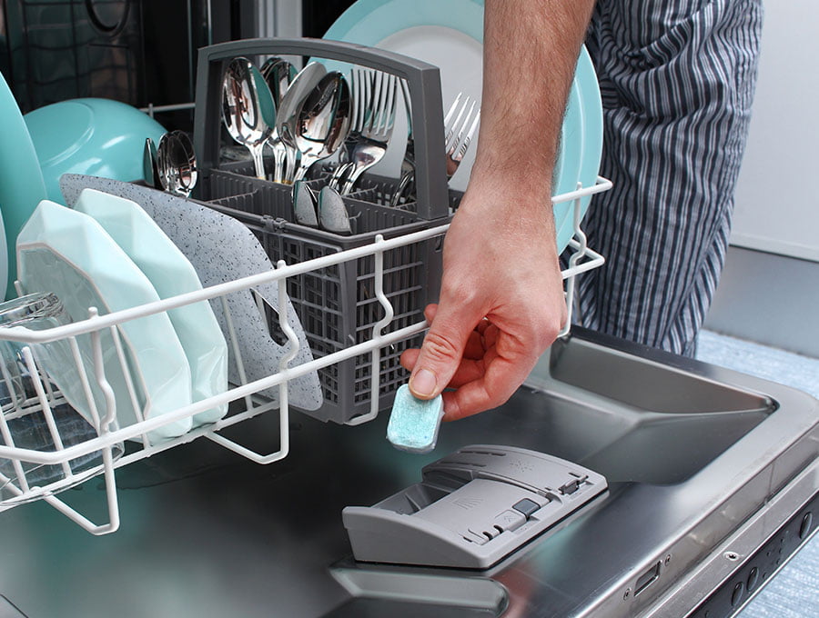 ¿Debes lavar los cuchillos en el lavavajillas?